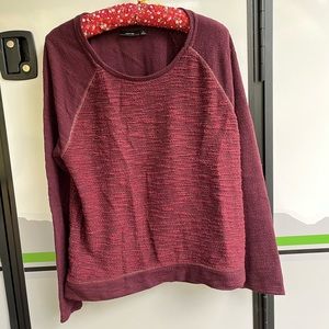 Deep purple sweater, long sleeve, Apart9, covered  with. gold glitter.